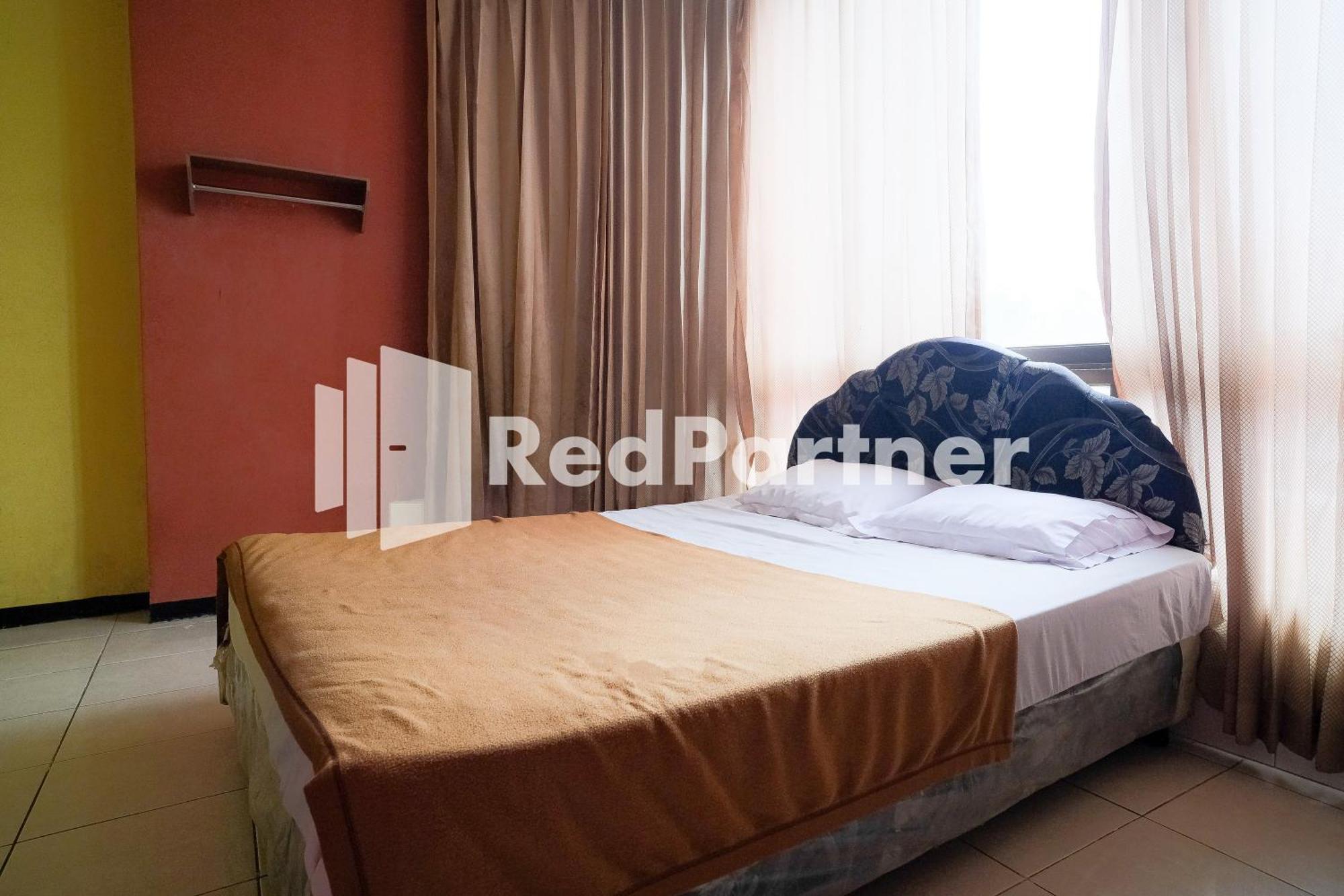 Reddoorz At Sparkling Hotel 2*